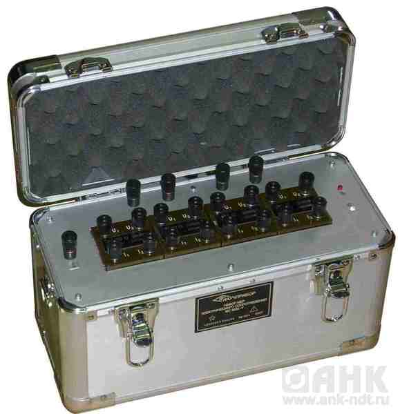 МС3050Т 1-й разряд - термостатированный набор мер сопротивления.